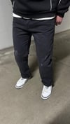 Yırtık Detaylı Oversize Erkek Jean Pantolon – Siyah