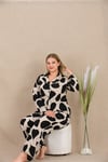 Arias Closet Büyük Beden Siyah Beyaz Kalp Desenli Düğmeli Uzun Kol Viskon Pijama Takımı