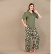 Arias Closet Şık Tasarım Çiçek Desenli Yeşil Kısa Kol Viskon Pijama Takımı