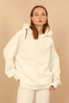 Petek Kumaş Uzun Kol Kapüşonlu Fermuar Detaylı Kadın Sweatshirt-ekru