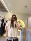 Beyaz Dantel Detaylı Tişört 