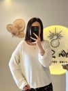 Oval Yaka Yumuşak Dokulu Triko Kazak