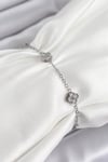 316L Çelik Yonca Model Gümüş Renk Kadın Bileklik