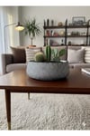 Işıltı Serisi Punto Kabartmalı Dekoratif Şık Siyah- Beyaz Beton Saksı (Çiçeksizdir) 21*7