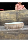 Yıldız Desenli Gold Geniş Taş Saksı 10 cm derinlik ve Hediye Çiçek