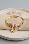 Pembe Kelebek Model Gold Renk Charmlı Bileklik