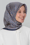 Nostalji Serisi Sura İpek Eşarp 8401-35