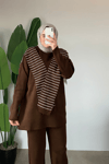 Çizgi Detaylı Takım – Kahverengi