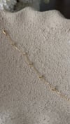 taşlı minimal yonca bileklik