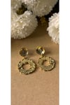 Taşlı sallantılı pinterest gold küpe
