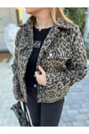 Kolları Kemerli Leopar Desenli Kaşe Mont