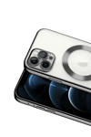 Apple iPhone 13 Pro Kılıf Kross Magneticsafe Kapak - Siyah