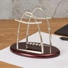 Oval Tabanlı Newton Balans Beşiği