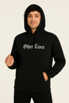 Erkek Kapşonlu Sweatshirt – Oversize Üç İplik Şardonlu Hoodie, “Other Lives” Ön & Arka Baskılı, Kanguru Cepli, Kışlık Rahat Günlük Stil - Siyah