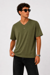 Erkek V Yaka Basic Tişört Kısa Kol Yazlık Regular Fit T-Shirt - Haki