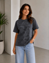 Kadın Batik Desenli Tişört Bisiklet Yaka Kısa Kol Regular Fit T-shirt - Siyah
