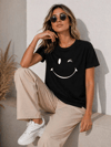 Kadın Minimal Gülümseyen Yüz Baskılı Tişört Kısa Kol Yazlık T-Shirt - Siyah