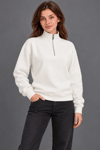 Kadın Üç İplik İçi Şardonlu Dik Yaka Yarım Fermuarlı Kışlık Sweatshirt - Beyaz