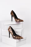 Extra Shoes İstanbul Kadın Leopar Rugan Desenli Fele Detaylı Aynalı Jurdan Stiletto