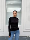 siyah sırt detaylı bluz