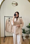 Gül Broşlu Kimono Krem
