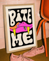 Bite Me Modern Duvar Tablosu – Pop Art Vampir Dudak Poster