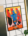Blue Cat Rider Modern Duvar Tablosu – Sürreal Kedi Figürlü Renkli Poster