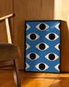 Blue Gaze Modern Duvar Tablosu – Mavi Göz Desenli Abstract Poster