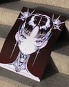 Chrome Valkyrie Modern Duvar Tablosu – Siyah Krom Anime Poster