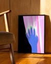 Electric Touch Modern Duvar Tablosu – Mavi El Abstract Poster