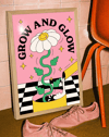 Grow And Glow Modern Duvar Tablosu – Pembe Çiçek İllüstrasyon Poster