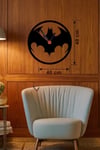 Mey İthalat® Batman Yarasa Logolu Ahşap Duvar Saati - 40x40 cm Dekoratif DC Temalı