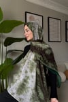 Batik Desenli Koton Şal-Haki