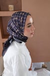 Kelepçe Desen Twill Eşarp Lacivert