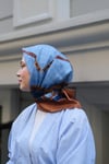 Kelepçe Desen Twill Eşarp-Mavi