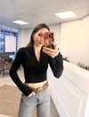 Üst Giyim - ŞENİZ BUTİK SİMLİ YUMOŞ CROP KAZAK 