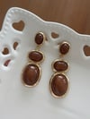 Kahve Sallantılı Oval Küpe
