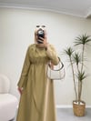 3131 - Yakası Broşlu Tencel Elbise - Yağ Yeşil