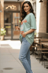 Kadın Basklı Oversize Rahat Kullanıma Uygun T-Shirt-Su Yeşili