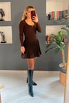 quzu-2441573-pileli-mini-etek-kahverengi