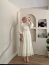 Mariam Broş Detaylı Elbise 