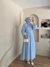 Mariam Broş Detaylı Elbise 
