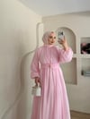Mariam Broş Detaylı Elbise 