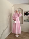 Mariam Broş Detaylı Elbise 