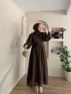 Omuz Çiçek Detaylı Elbise 