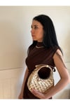 kadin-parla-model-fiyonk-aski-detayli--6341d1.jpg