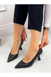 Siyah Cilt (Simple) Kadın Stiletto
