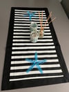 Deniz Yıldızı Nakışlı Çizgili Duck Keten Runner 90x50 cm – Marin Masa Örtüsü
