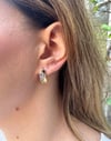 Gold Renkli Çelik Küpe – Pembe Mor Sarı Taşlı Işıltılı Model (17 mm)