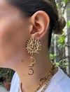 Gold Tone Güneş Ay Hilal Figürlü Sallantılı Büyük Çelik Küpe | Bohem & Vintage Tasarım